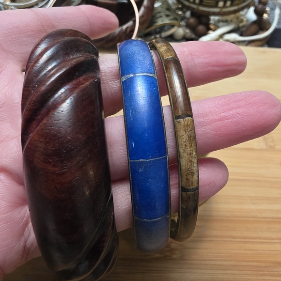 Over 70 Bevy Of Bracelets Cuffs Bangles Clasp Stretch Bracelet Lot Bundle Estate - Picture 11 of 16